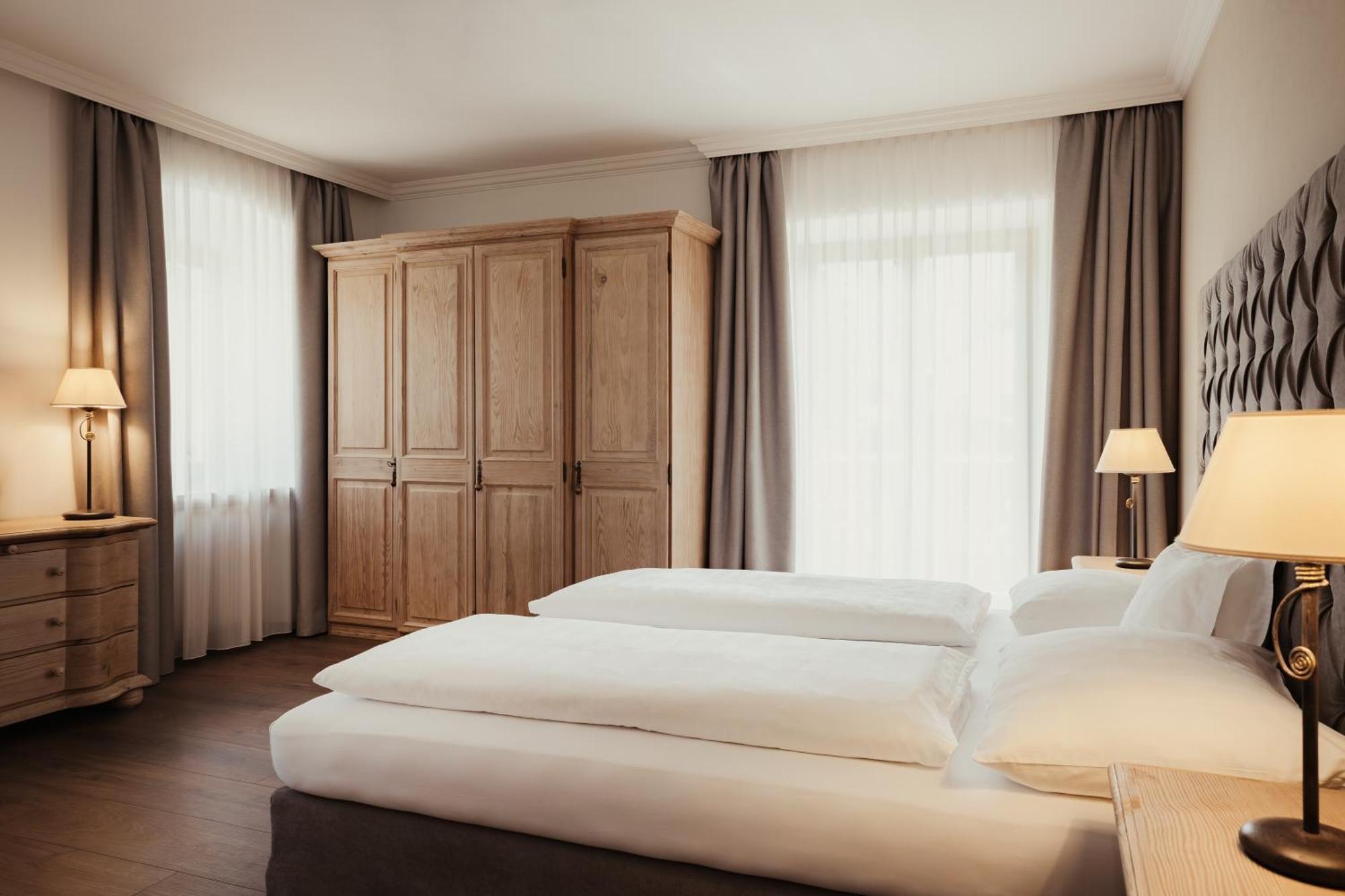 Kristallhotel Corona-Krone San Vigilio Di Marebbe Bagian luar foto