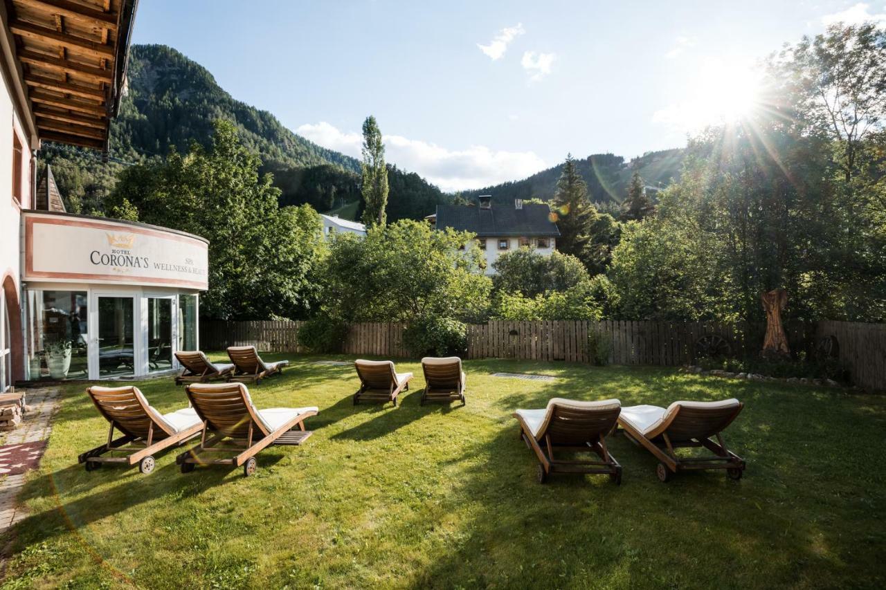 Kristallhotel Corona-Krone San Vigilio Di Marebbe Bagian luar foto